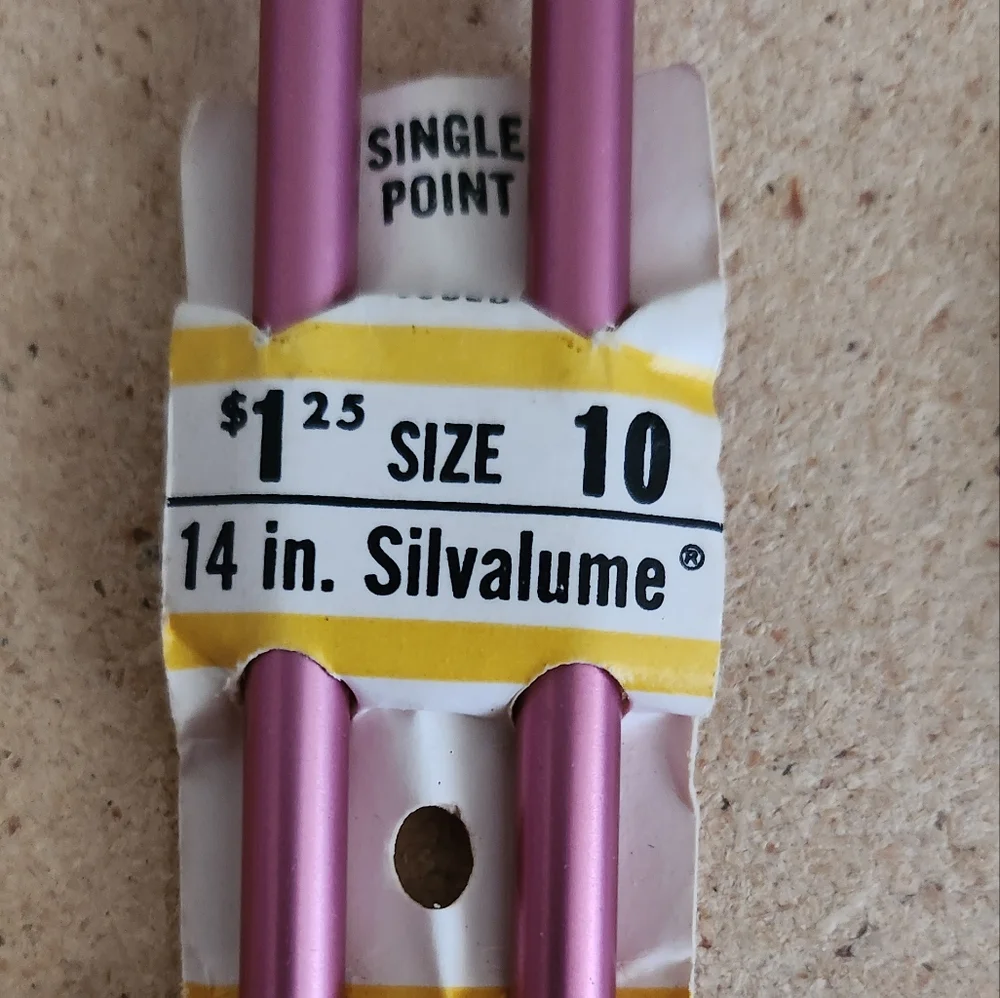 VTG Knitting Needles Lot of 4
